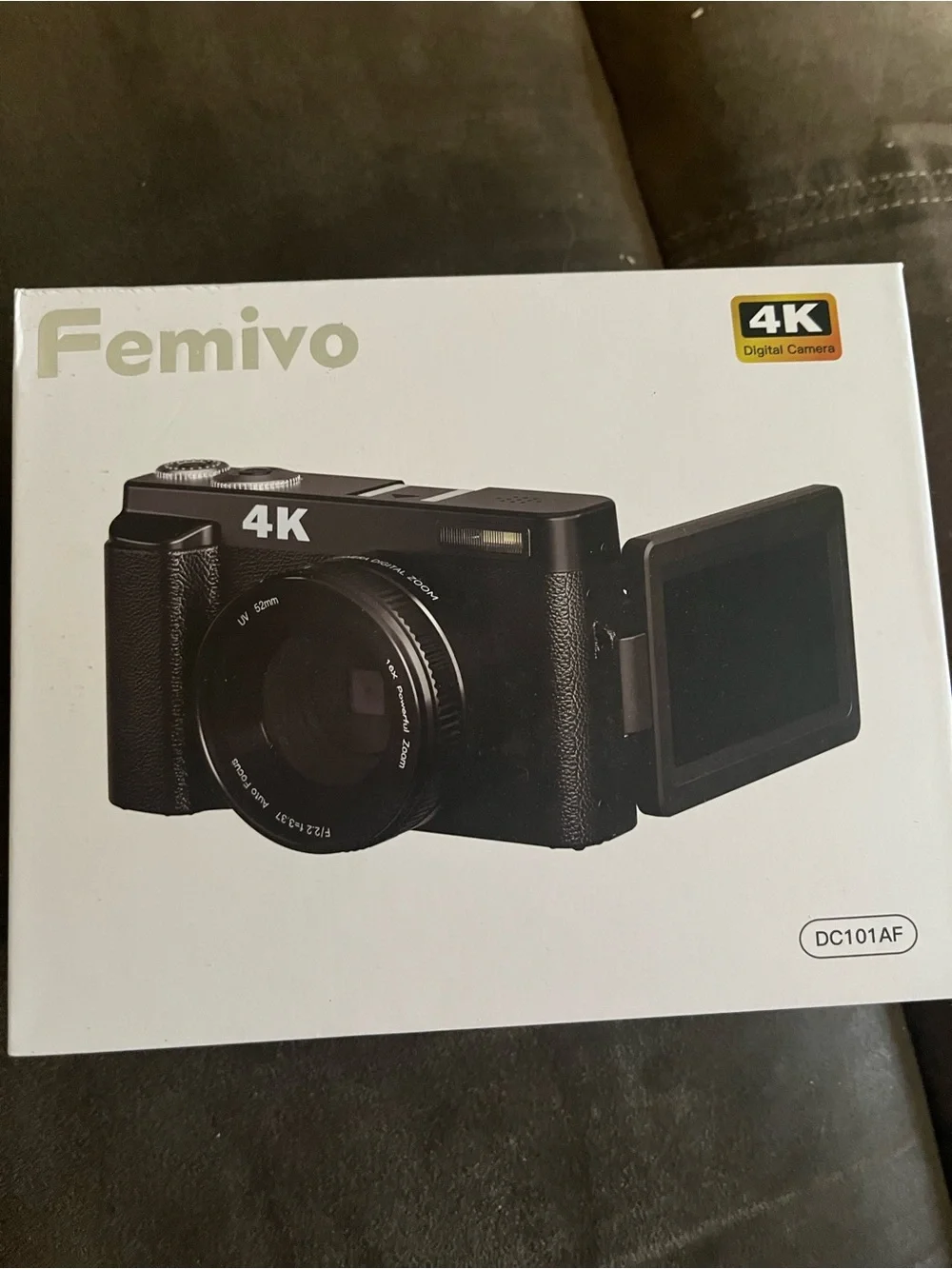 Femivo digital camera